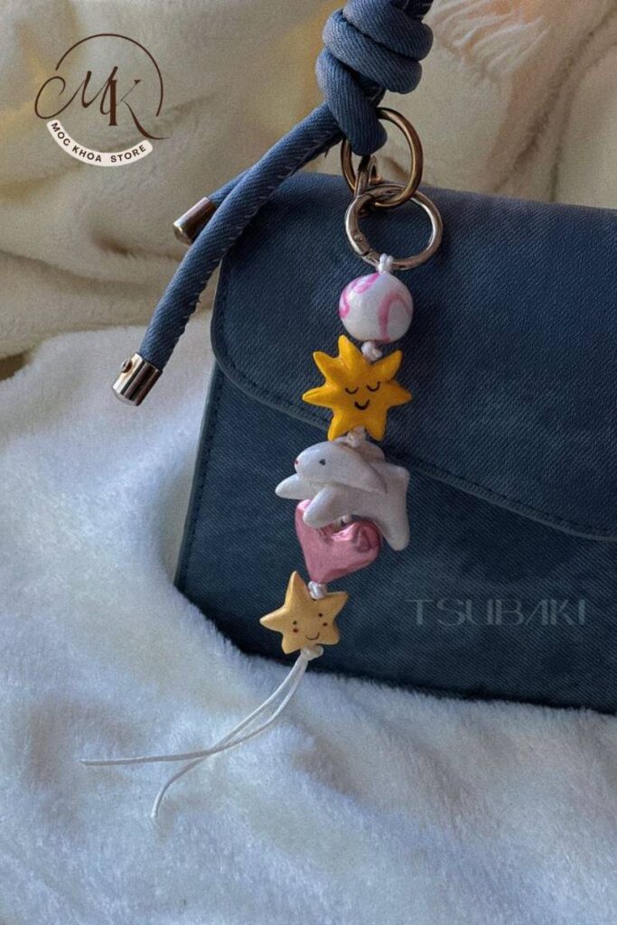 Móc khóa charm Hàn Quốc đẹp – Phụ kiện nhỏ xinh giúp bạn tạo dấu ấn riêng